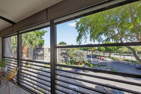 6301 N University Drive #319, Tamarac FL - photo 17 of 32