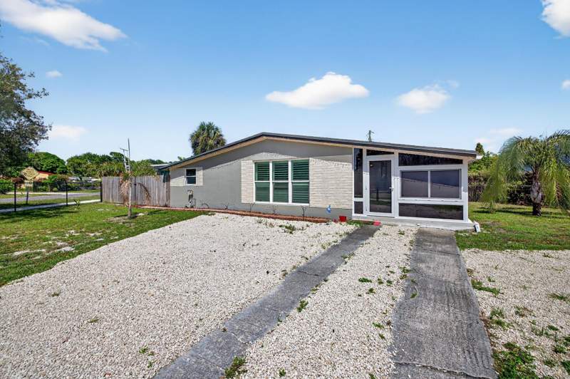 3 bedroom Single Family Residence at 300 SW 25th Avenue, Woodland Park Amd 29-18 B, Fort Lauderdale — photo 4