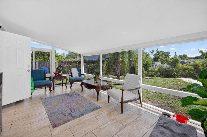 3 bedroom Single Family Residence at 300 SW 25th Avenue, Woodland Park Amd 29-18 B, Fort Lauderdale — photo 5
