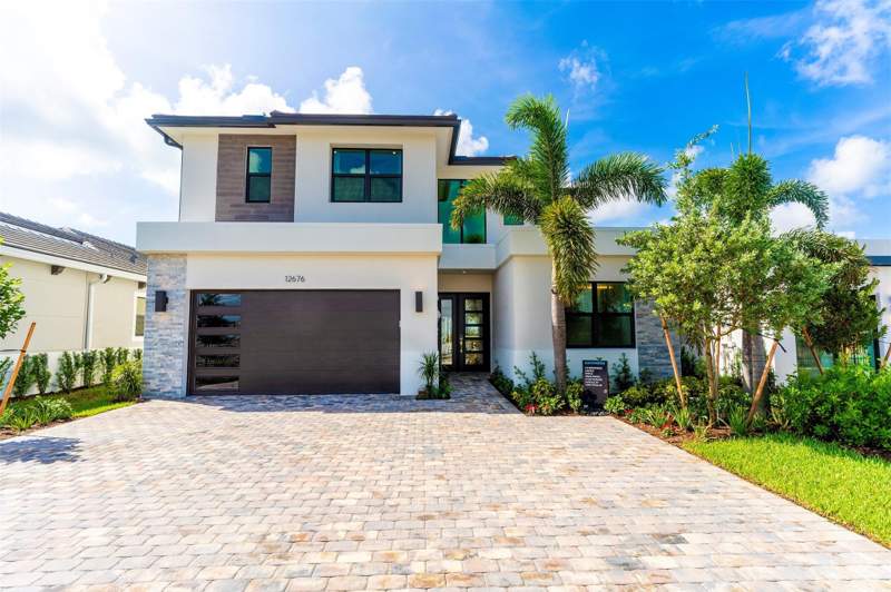 5 bedroom Single Family Residence at 12676 Solana Bay Circle, Solana Bay, Palm Beach Gardens — photo 2