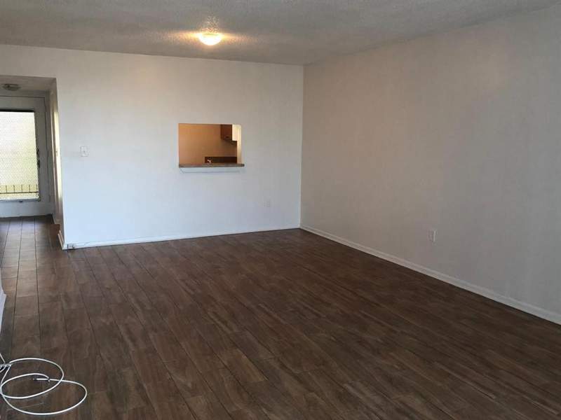 2 bedroom Condominium at 1800 SW 81st Avenue #1304, Courtyards Of Broward Condo, North Lauderdale — photo 2