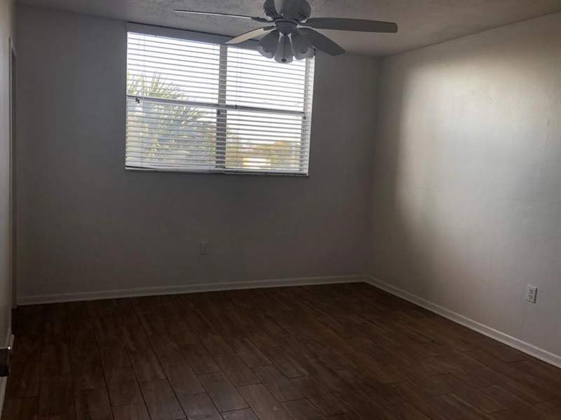 2 bedroom Condominium at 1800 SW 81st Avenue #1304, Courtyards Of Broward Condo, North Lauderdale — photo 4