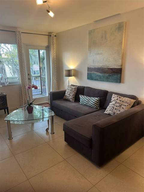 119 NE 19th Court #215 G, Wilton Manors FL - photo 9 of 25