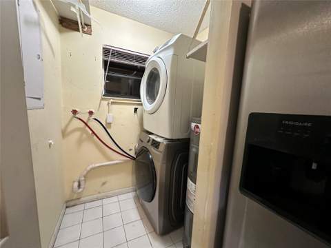 6630 Racquet Club Drive #163, Fort Lauderdale FL - photo 8 of 36