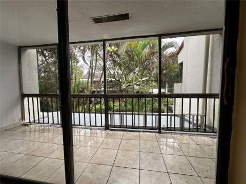 6630 Racquet Club Drive #163, Fort Lauderdale FL - photo 17 of 36