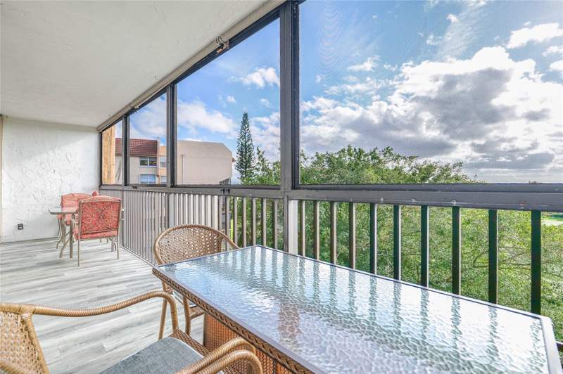 2 bedroom Condominium at 3821 Environ Boulevard #603, Environ, Lauderhill — photo 2