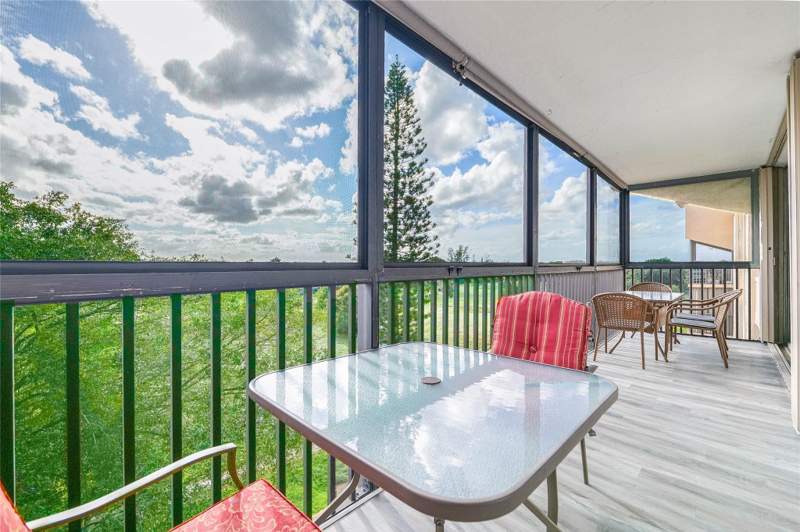 2 bedroom Condominium at 3821 Environ Boulevard #603, Environ, Lauderhill — photo 3