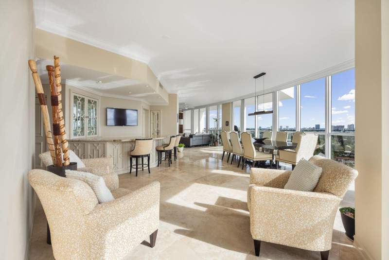 3 bedroom Condominium at 111 SE 8th Avenue #Ph-1701, Venezia, Fort Lauderdale — photo 3