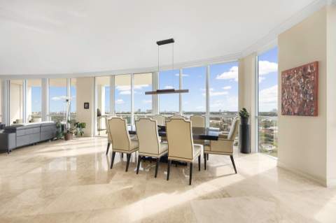 111 SE 8th Avenue #Ph-1701, Fort Lauderdale FL - photo 6 of 32