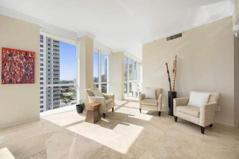 111 SE 8th Avenue #Ph-1701, Fort Lauderdale FL - photo 8 of 32