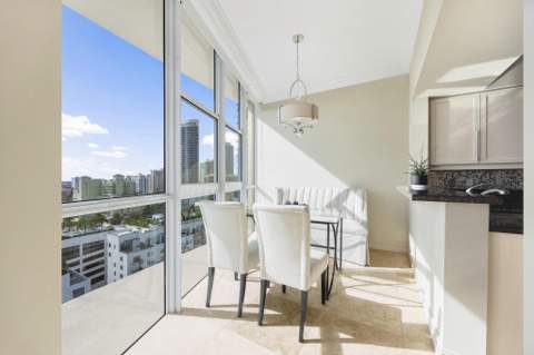 111 SE 8th Avenue #Ph-1701, Fort Lauderdale FL - photo 12 of 32