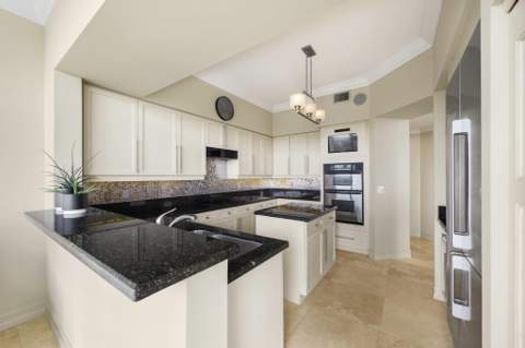 111 SE 8th Avenue #Ph-1701, Fort Lauderdale FL - photo 13 of 32