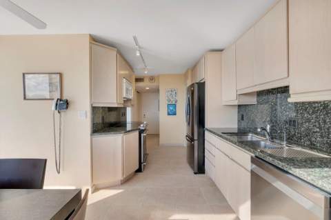 936 Intracoastal Drive #21D, Fort Lauderdale FL - photo 23 of 75