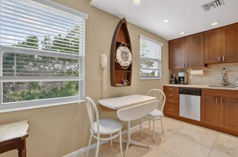 3020 Islewood D #3020, Deerfield Beach FL - photo 13 of 55