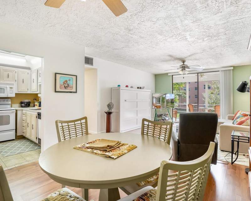 1 bedroom Condominium at 2851 Somerset Drive #205, Somerset Condominiums, Lauderdale Lakes — photo 3