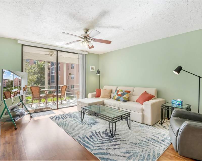 1 bedroom Condominium at 2851 Somerset Drive #205, Somerset Condominiums, Lauderdale Lakes — photo 4