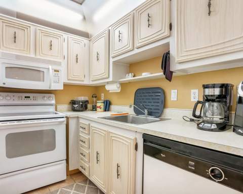 2851 Somerset Drive #205, Lauderdale Lakes FL - photo 11 of 21