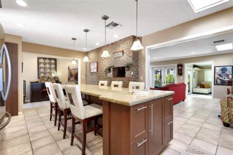 4631 SW 30th Way, Fort Lauderdale FL - photo 6 of 32