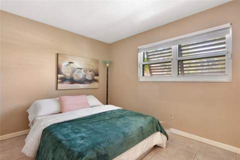 4631 SW 30th Way, Fort Lauderdale FL - photo 18 of 32