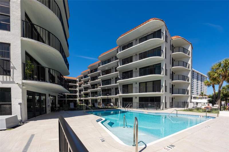 2 bedroom Condominium at 2029 N Ocean Boulevard #303, Tradewinds By The Sea, Fort Lauderdale — photo 3