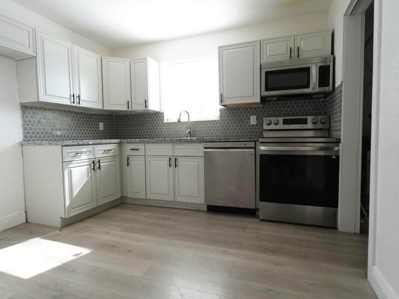 3 bedroom Single Family Residence at 4421 NW 34th Court, Lauderdale Lakes West Gate Sec 1, Lauderdale Lakes — photo 4