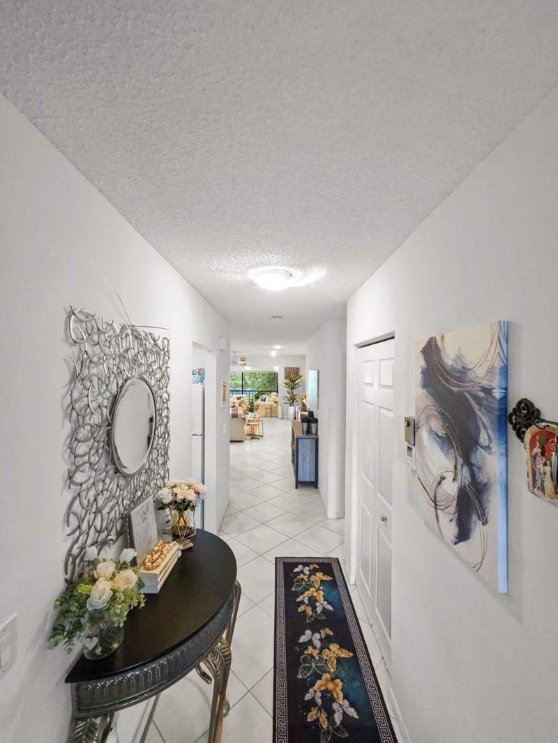 3 bedroom Condominium at 9286 Vista Del Lago #35b, Pines Of Boca Lago Condo, Boca Raton — photo 3