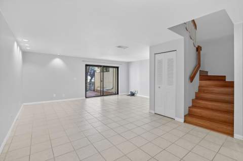 1261 NW 99th Terrace #47, Pembroke Pines FL - photo 15 of 38