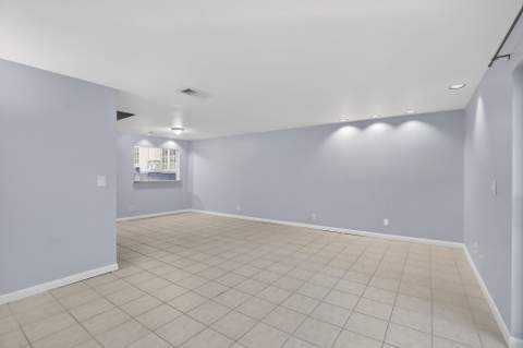 1261 NW 99th Terrace #47, Pembroke Pines FL - photo 19 of 38