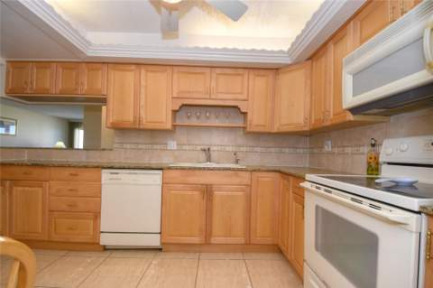 5100 N Ocean Boulevard #1004, Lauderdale-By-The-Sea FL - photo 6 of 52