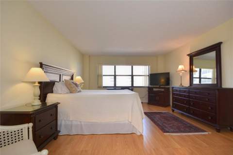 5100 N Ocean Boulevard #1004, Lauderdale-By-The-Sea FL - photo 19 of 52