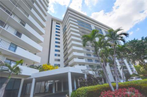 5100 N Ocean Boulevard #1004, Lauderdale-By-The-Sea FL - photo 21 of 52