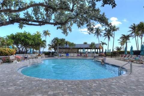 5100 N Ocean Boulevard #1004, Lauderdale-By-The-Sea FL - photo 22 of 52