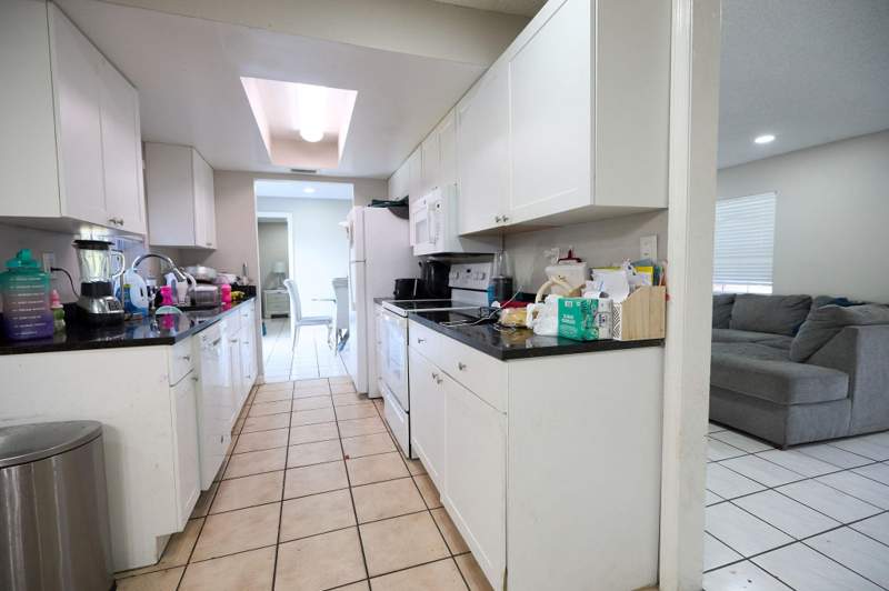 4 bedroom Single Family Residence at 6597 Salem Street, North Lauderdale Division, North Lauderdale — photo 2