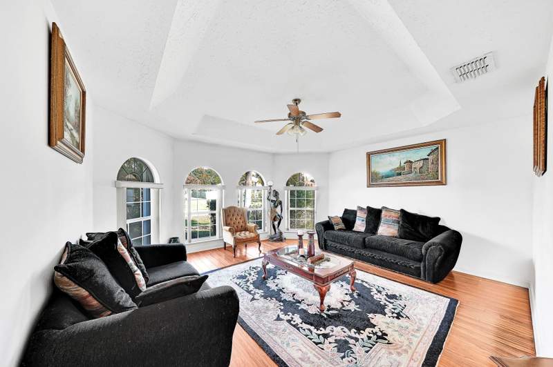 4 bedroom Single Family Residence at 6944 NW Daffodil Lane, Port St Lucie Sec 43, Port St. Lucie — photo 5
