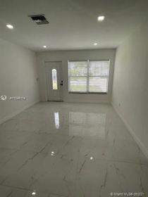 5 bedroom Single Family Residence at 751 NW 18th Street, Liberty Park Estates Sec 2, Pompano Beach — photo 3