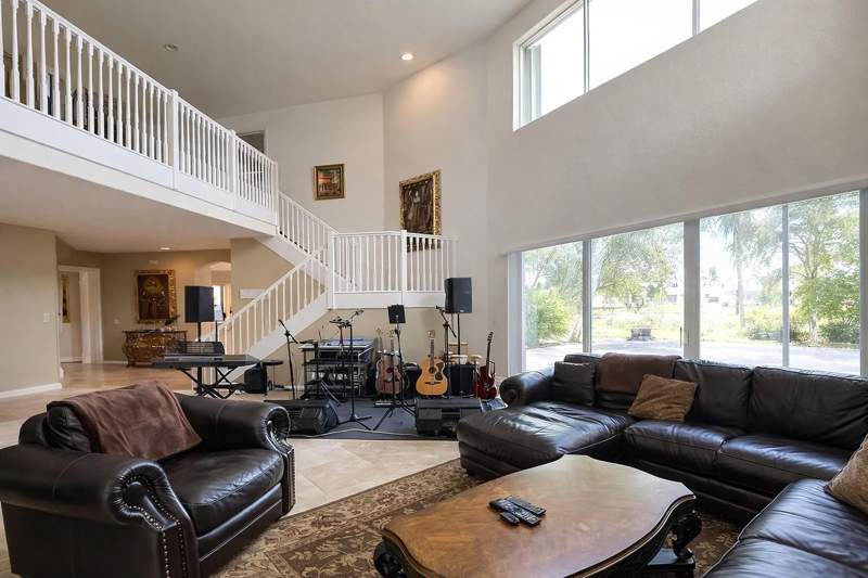 6 bedroom Single Family Residence at 1381 Beacon Circle, Black Diamond Ph 1, Wellington — photo 5