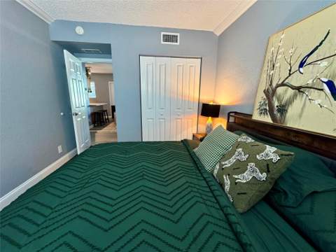 2660 NE 8th Avenue #211, Wilton Manors FL - photo 15 of 25