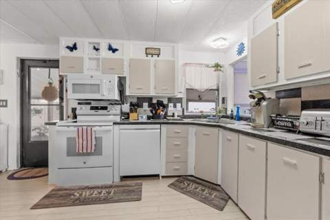 5343 NW 4th Terrace, Deerfield Beach FL - photo 10 of 29