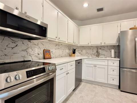 669 W Oakland Park Boulevard #220b, Oakland Park FL - photo 8 of 24