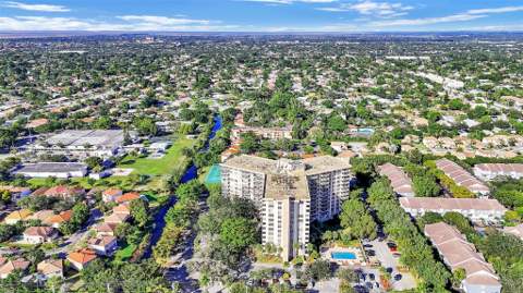 10777 W Sample Road #711, Coral Springs FL - photo 9 of 45