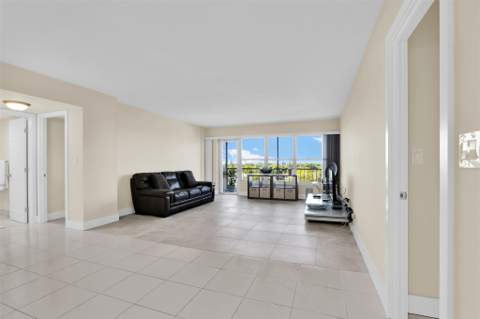 10777 W Sample Road #711, Coral Springs FL - photo 11 of 45