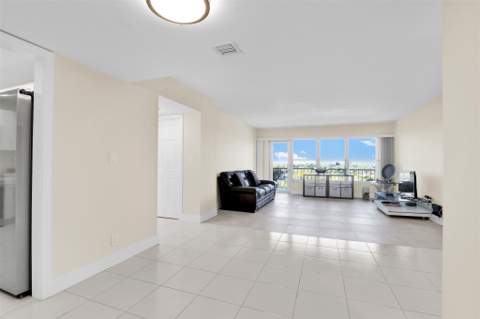 10777 W Sample Road #711, Coral Springs FL - photo 21 of 45