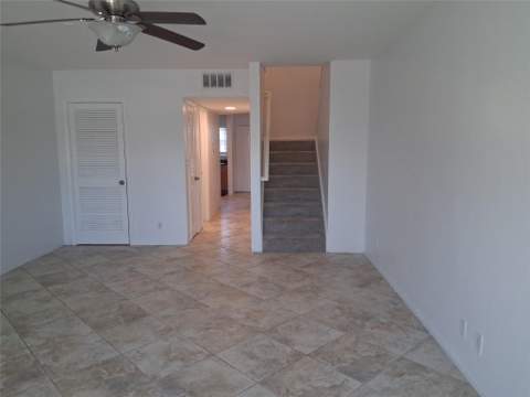 505 NE 20 Avenue #217, Deerfield Beach FL - photo 8 of 28