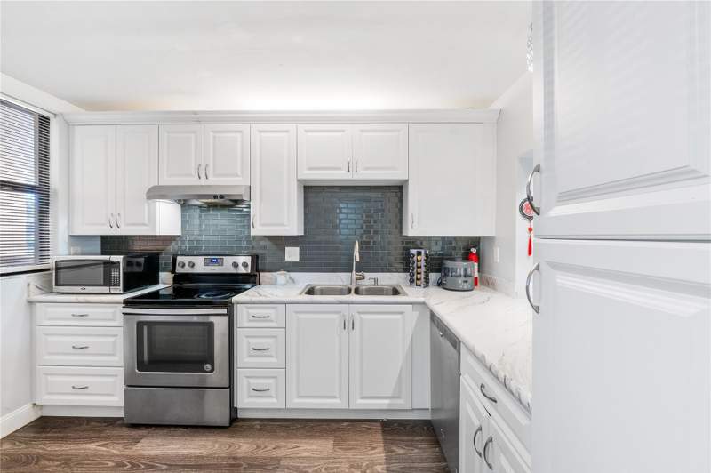 2 bedroom Condominium at 8437 Forest Hills Drive #203, Greenglades, Coral Springs — photo 3
