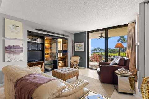 7020 Half Moon Circle #105, Hypoluxo FL - photo 9 of 41