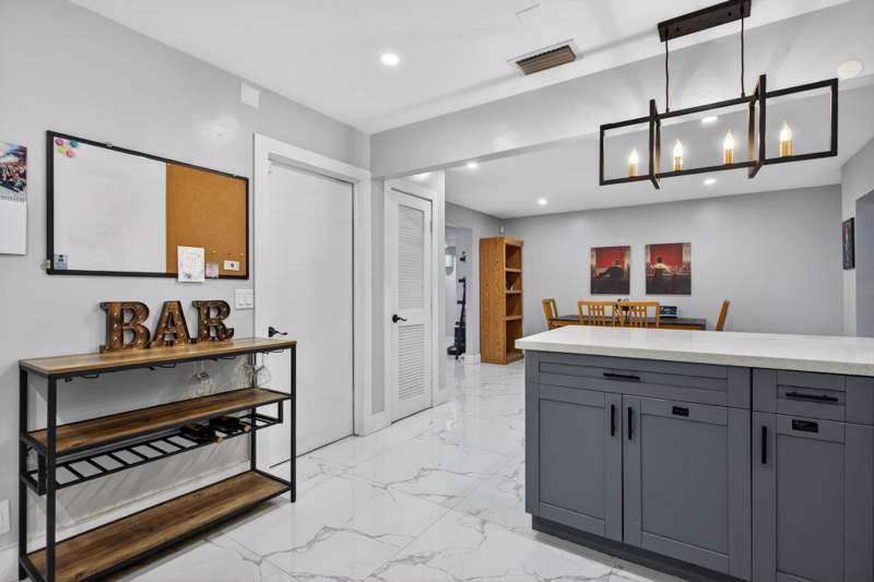 3 bedroom Single Family Residence at 3330 NW 69th Street, Palm-Aire Village 2 Sec A, Fort Lauderdale — photo 5