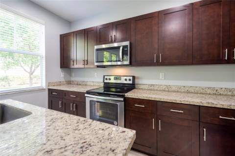 4731 NW 48th Terrace, Tamarac FL - photo 8 of 38