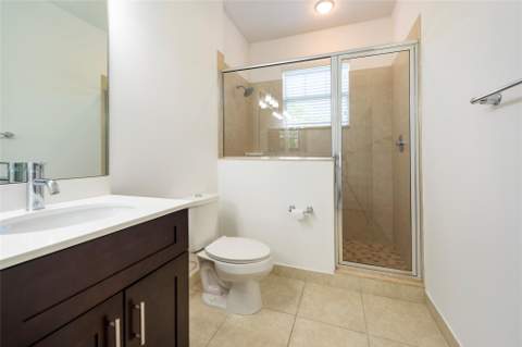 4731 NW 48th Terrace, Tamarac FL - photo 19 of 38