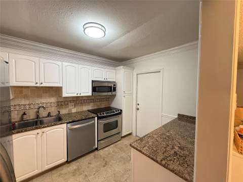 3000 N Palm Aire Drive #107, Pompano Beach FL - photo 13 of 29