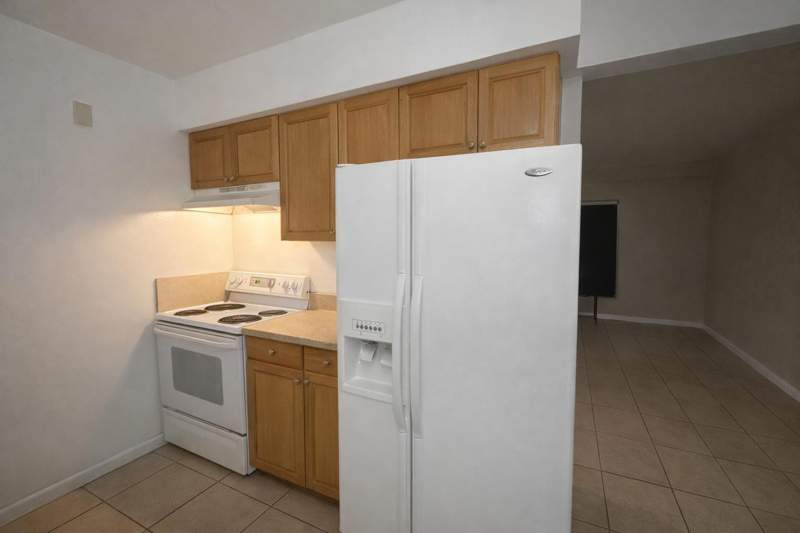 3 bedroom Single Family Residence at 1225 NW 10th Place, Lauderdale Manors Add 30-, Fort Lauderdale — photo 2